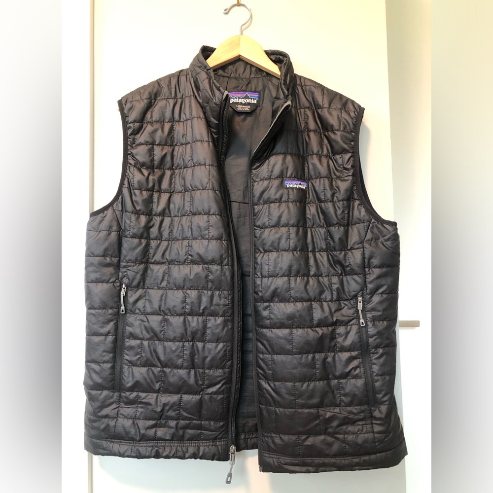 Patagonia Men’s Black Nano Puff Vest - Picture 15 of 16